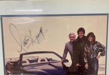 Subastado KITT, “El Auto Fantástico”.