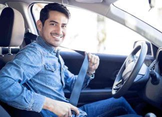 Como revisar un carro